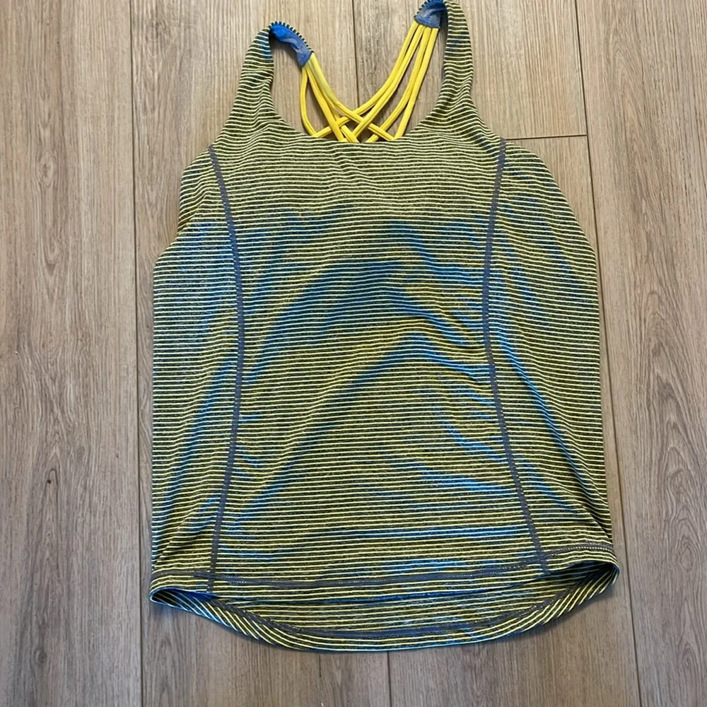 Lululemon Built in Bra Tank Top Size 8 Striped Grey & Yellow Padded